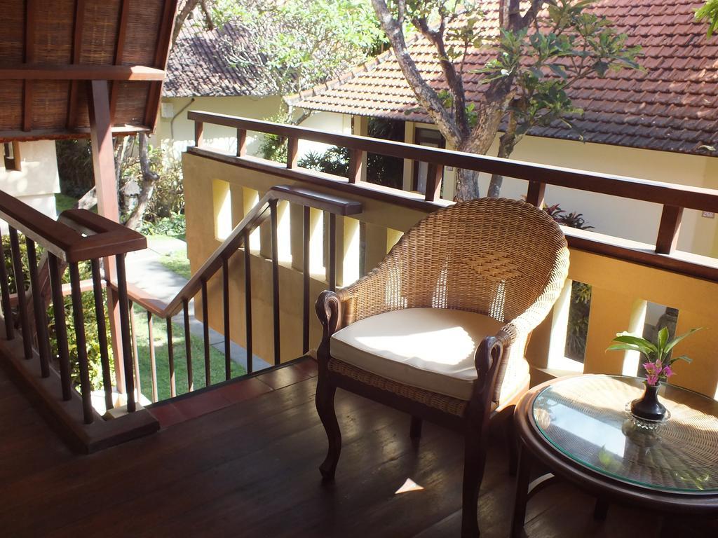 Besakih Beach Hotel Sanur Exterior foto
