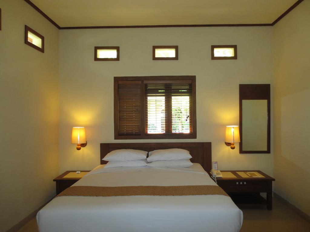 Besakih Beach Hotel Sanur Quarto foto