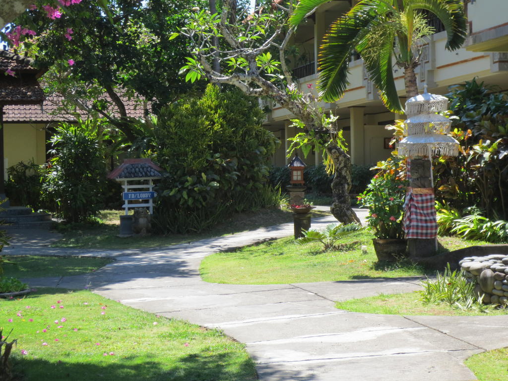 Besakih Beach Hotel Sanur Exterior foto